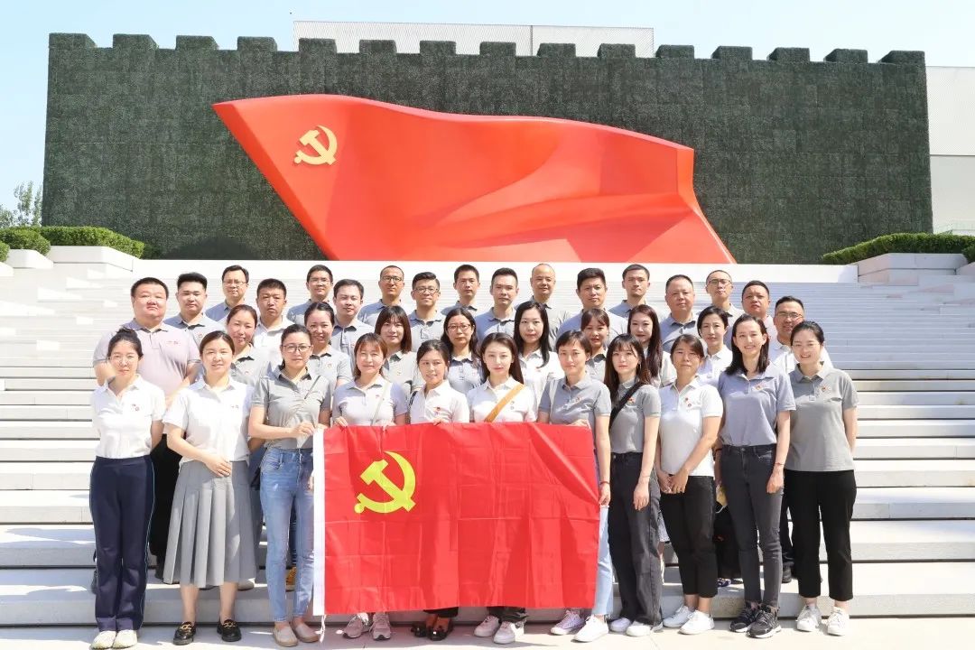 銘記奮斗歷程 擔當歷史使命 | 中建材信息技術黨總支組織赴黨史展覽館開展主題黨日學習活動